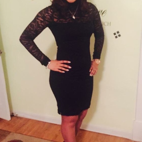 EXPRESS Black Lace Dress - Picture 3 of 4